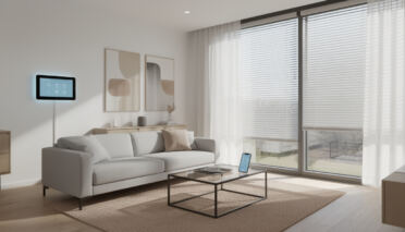 découvrez comment automatiser la gestion de vos stores et rideaux grâce à la domotique pour un confort optimal et une maison intelligente.